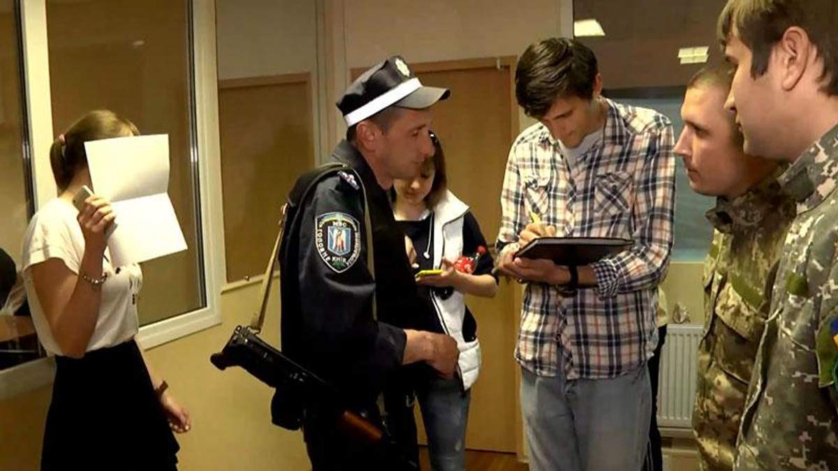 У приміщенні БФ "Небайдужі серця" У приміщенні БФ "Небайдужі серця"