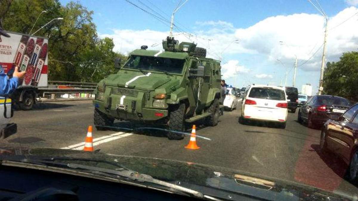 Авария с военной машиной Авария с военной машиной