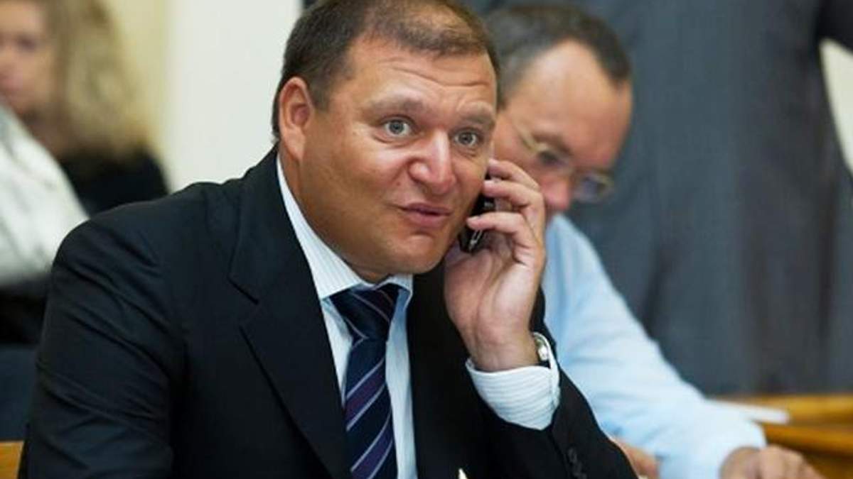 Добкін рокритикував В'ятровича за декомунізацію пам'ятника "Батьківщина-мати" Добкін рокритикував В'ятровича за декомунізацію пам'ятника "Батьківщина-мати"