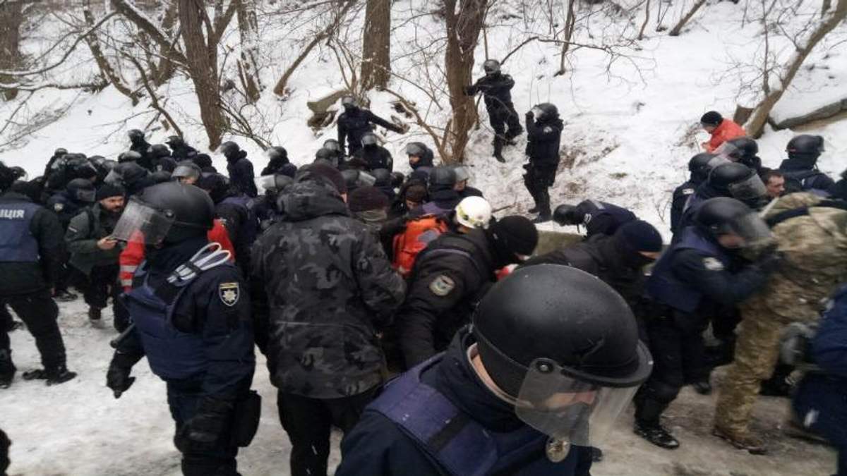 Сутички під судом над Геннадієм Трухановим Сутички під судом над Геннадієм Трухановим