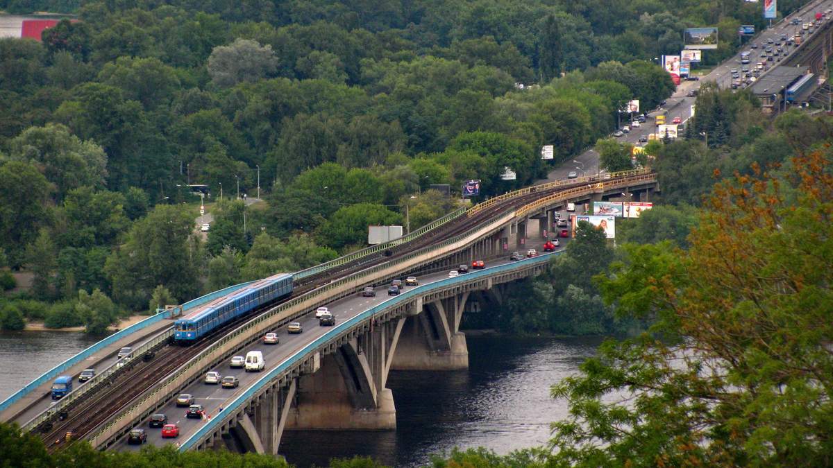 Міст Метро у Києві Міст Метро у Києві