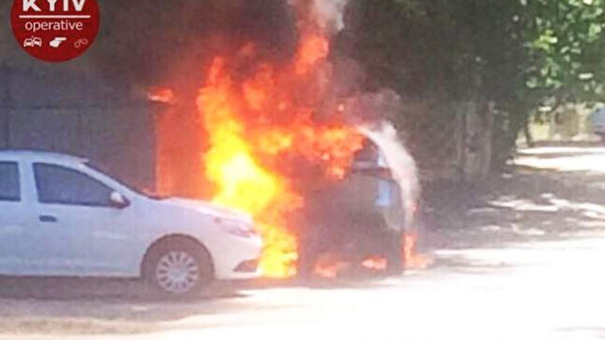 Вибух авто в Києві Вибух авто в Києві