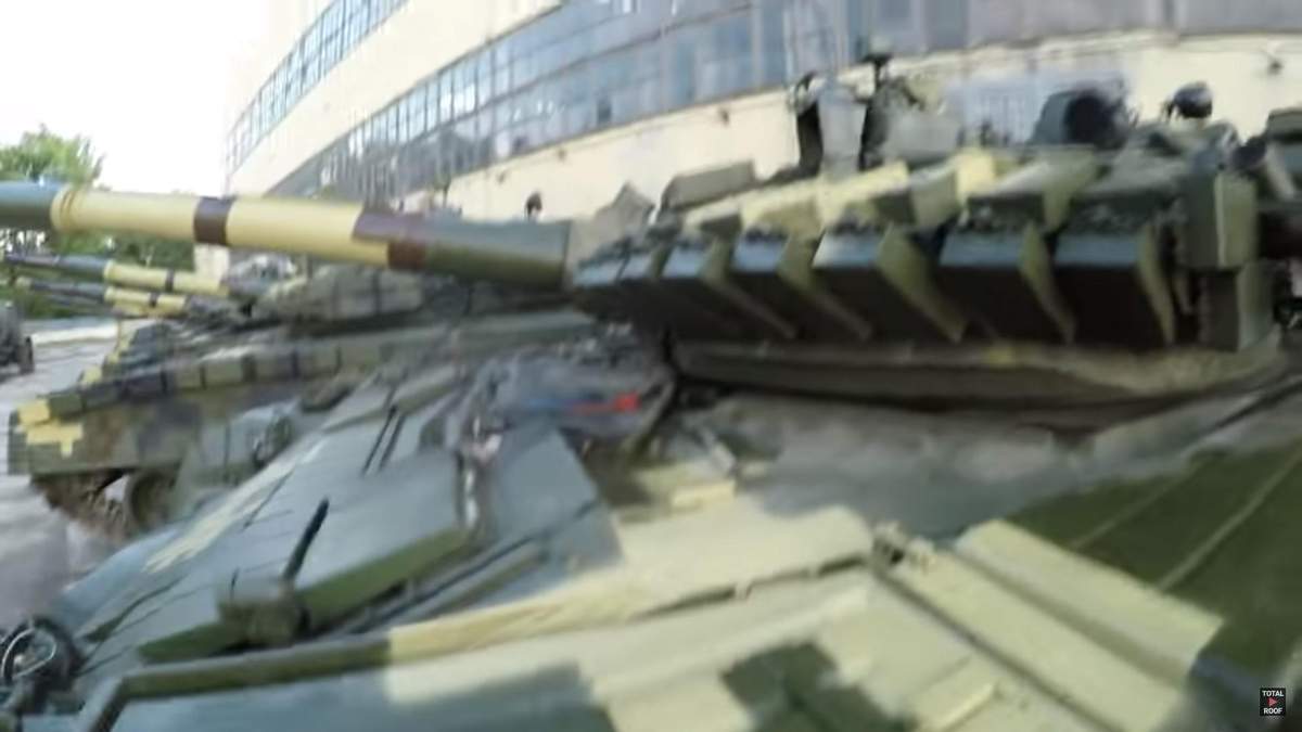 Проникнення на військову базу Проникнення на військову базу