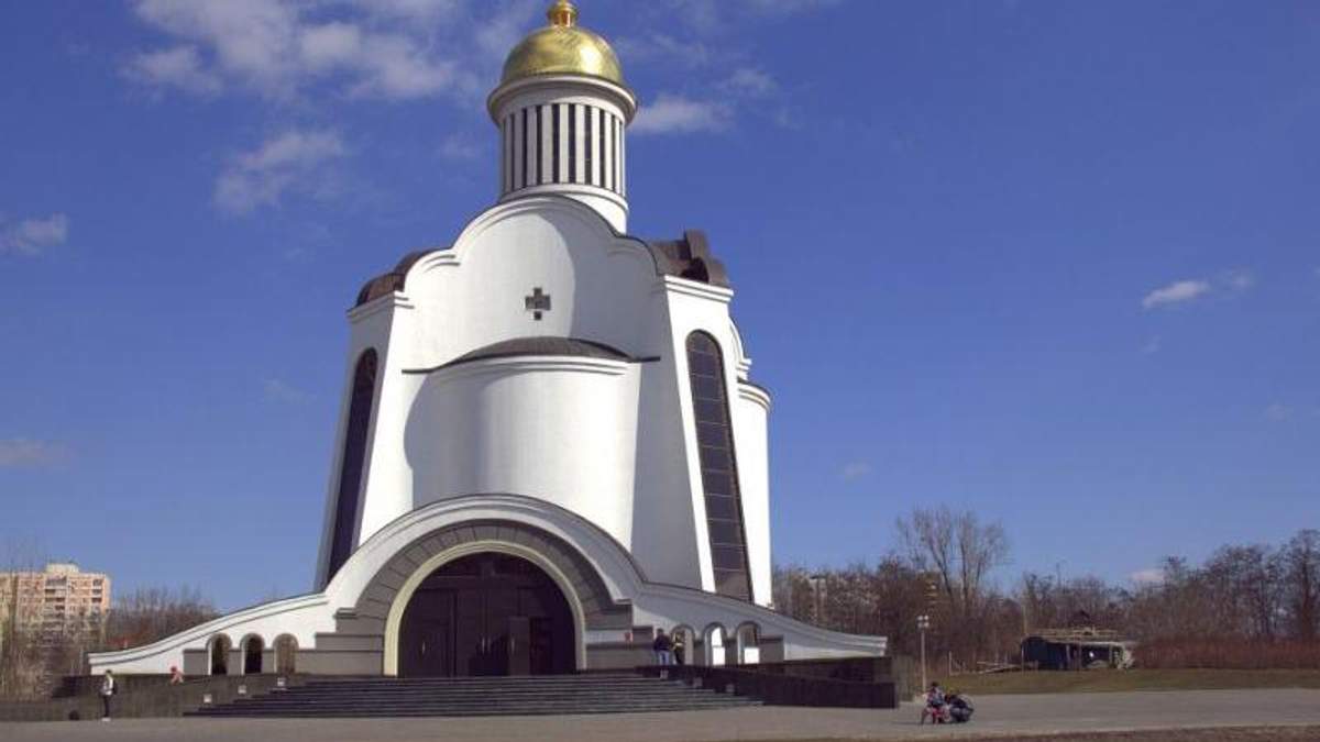 Парафія Спасо-Преображенського собору Києва відійшла від УПЦ МП на користь Православної церкви України Парафія Спасо-Преображенського собору Києва відійшла від УПЦ МП на користь Православної церкви України