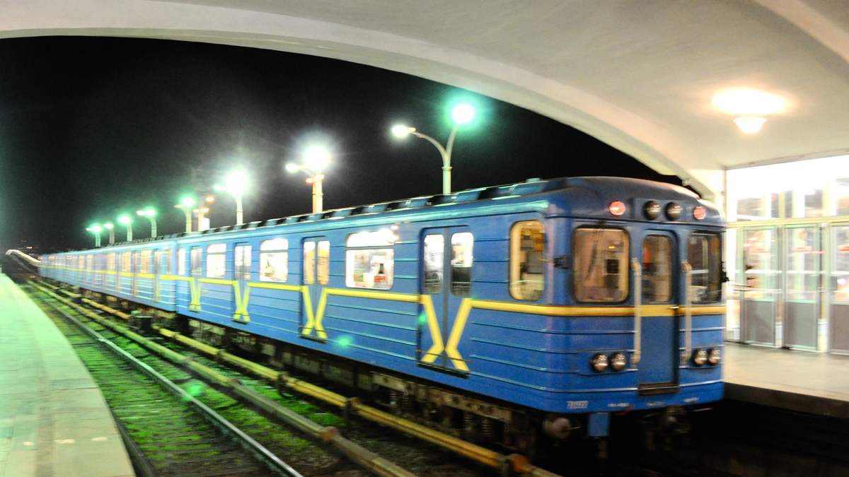 У київському метро запускають 4G У київському метро запускають 4G