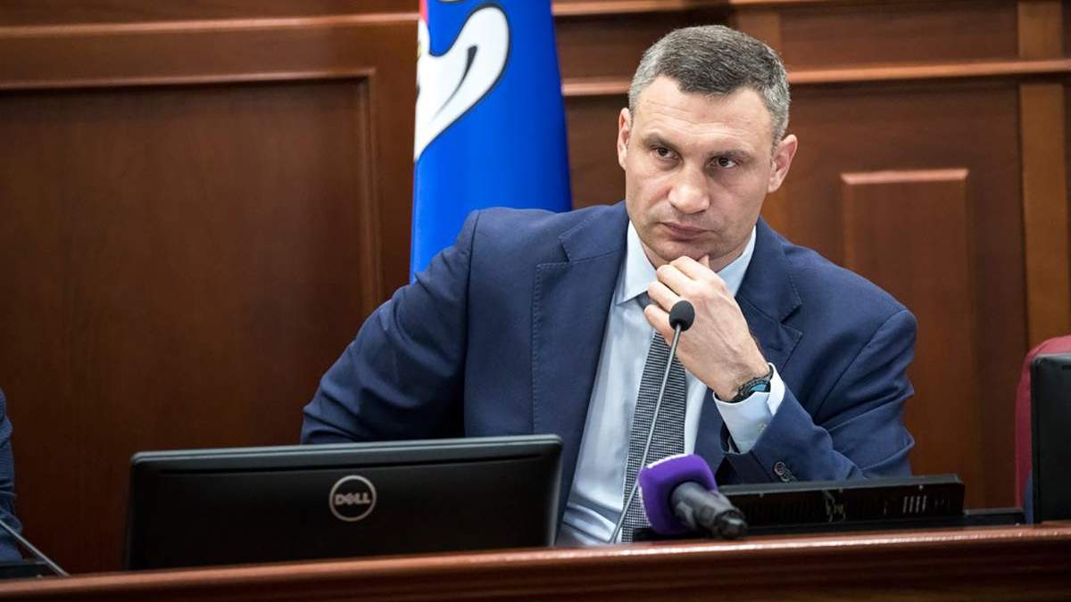 Кличко знову осоромився на публіці Кличко знову осоромився на публіці