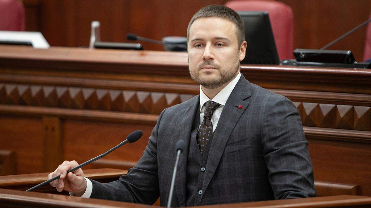 Владимира Слончака избили в Киеве Владимира Слончака избили в Киеве