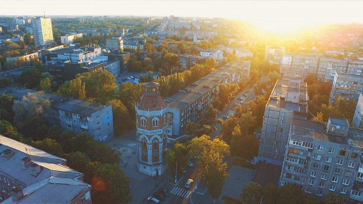 Маріуполь очолив рейтинг міст з найвищою середньою зарплатою Маріуполь очолив рейтинг міст з найвищою середньою зарплатою
