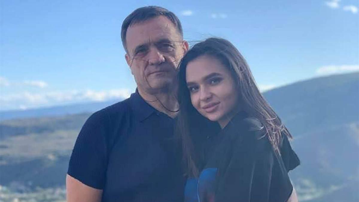 Сергей Евтягин вместе с дочерью Владиславой Сергей Евтягин вместе с дочерью Владиславой