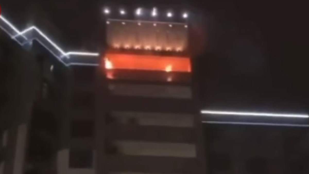 Пожежа в новобудові в "Новопечерських липках" Пожежа в новобудові в "Новопечерських липках"