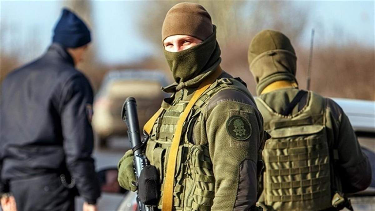 Нацгвардія охороняє Олександрівську лікарню Нацгвардія охороняє Олександрівську лікарню