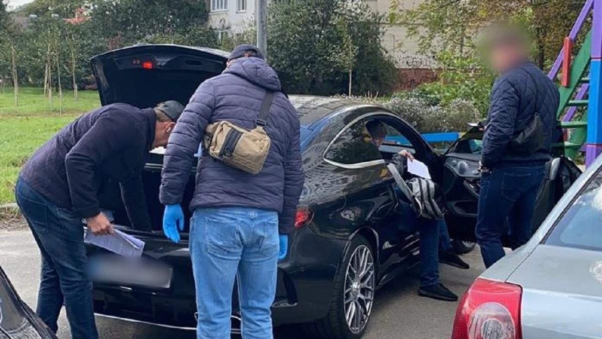 Топменеджмент аеропорту Бориспіль організував злочинну схему Топменеджмент аеропорту Бориспіль організував злочинну схему
