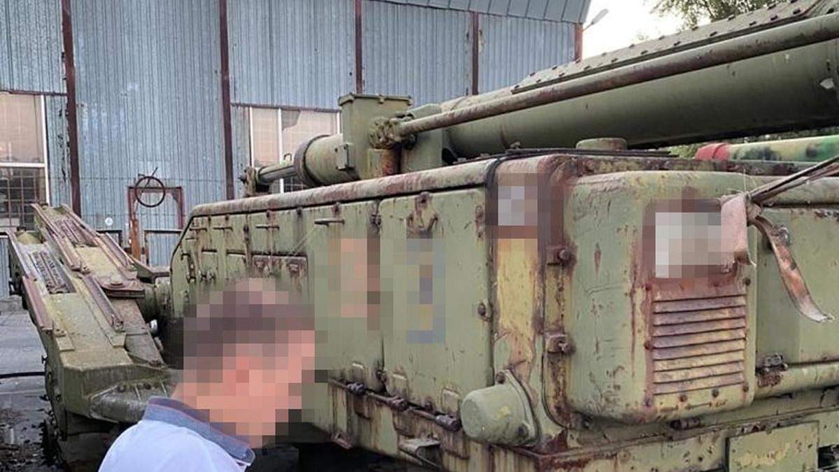 Работники предприятия оборонки контрабандой завезли в Украину 3 ЗРК Работники предприятия оборонки контрабандой завезли в Украину 3 ЗРК