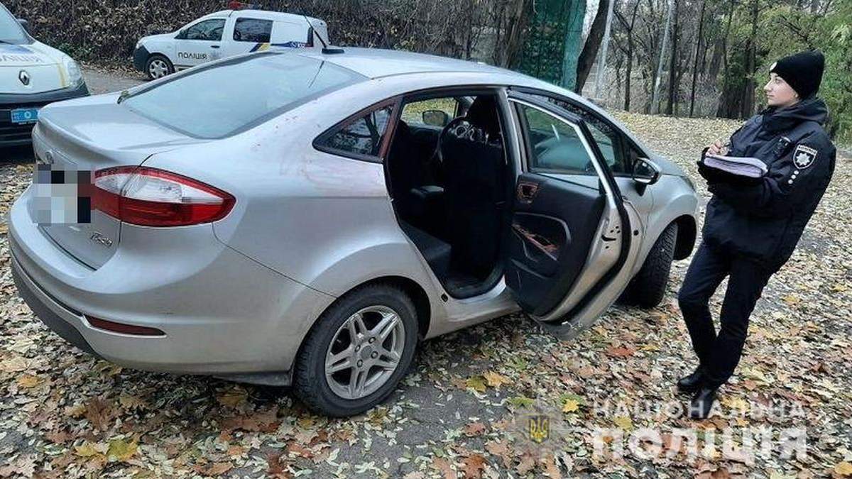 У Києві таксиста викрили на фейковому повідомленні про розбій У Києві таксиста викрили на фейковому повідомленні про розбій