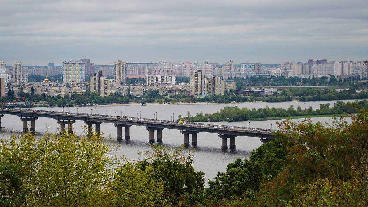 В Киеве предлагают ввести мораторий на строительство в зеленых зонах В Киеве предлагают ввести мораторий на строительство в зеленых зонах