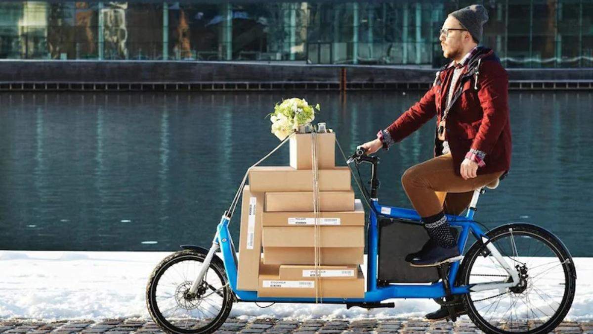 У Києві IKEA зробила самовивіз платною послугою У Києві IKEA зробила самовивіз платною послугою
