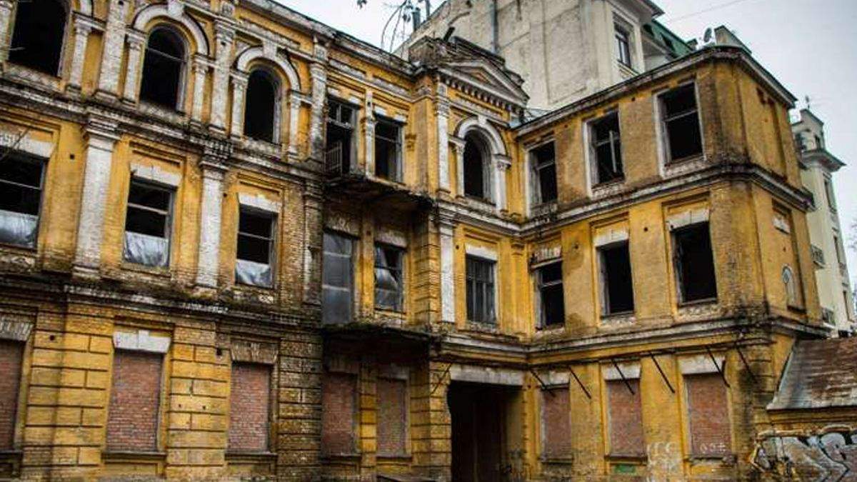 В Киеве из-за дома Сикорского буду судиться Минкульт и Минобороны В Киеве из-за дома Сикорского буду судиться Минкульт и Минобороны
