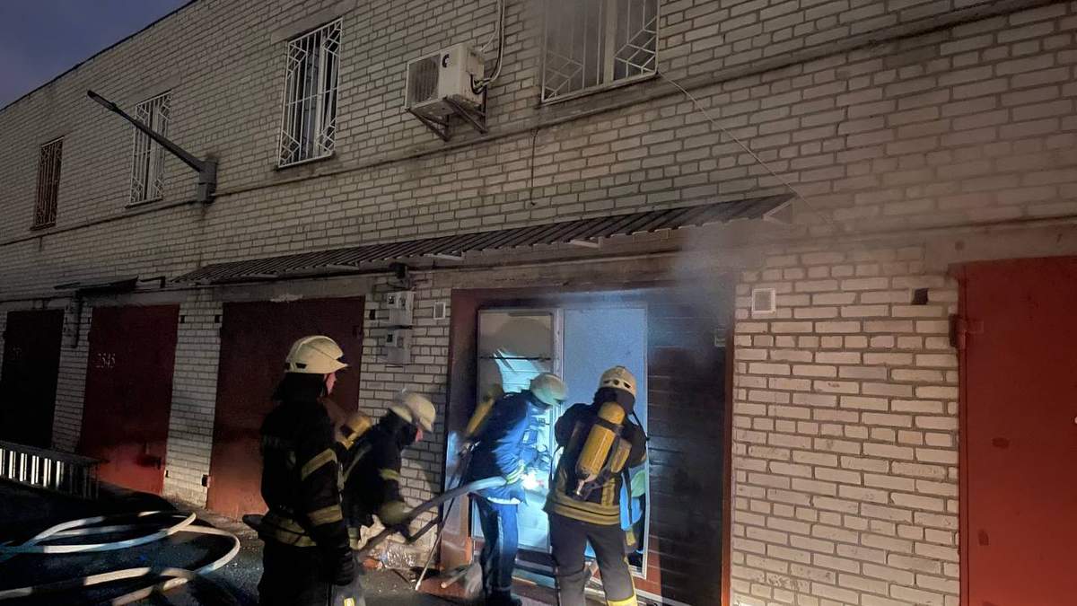 У Києві на Троєщині пара вчаділа у сауні: організували її у гаражі У Києві на Троєщині пара вчаділа у сауні: організували її у гаражі