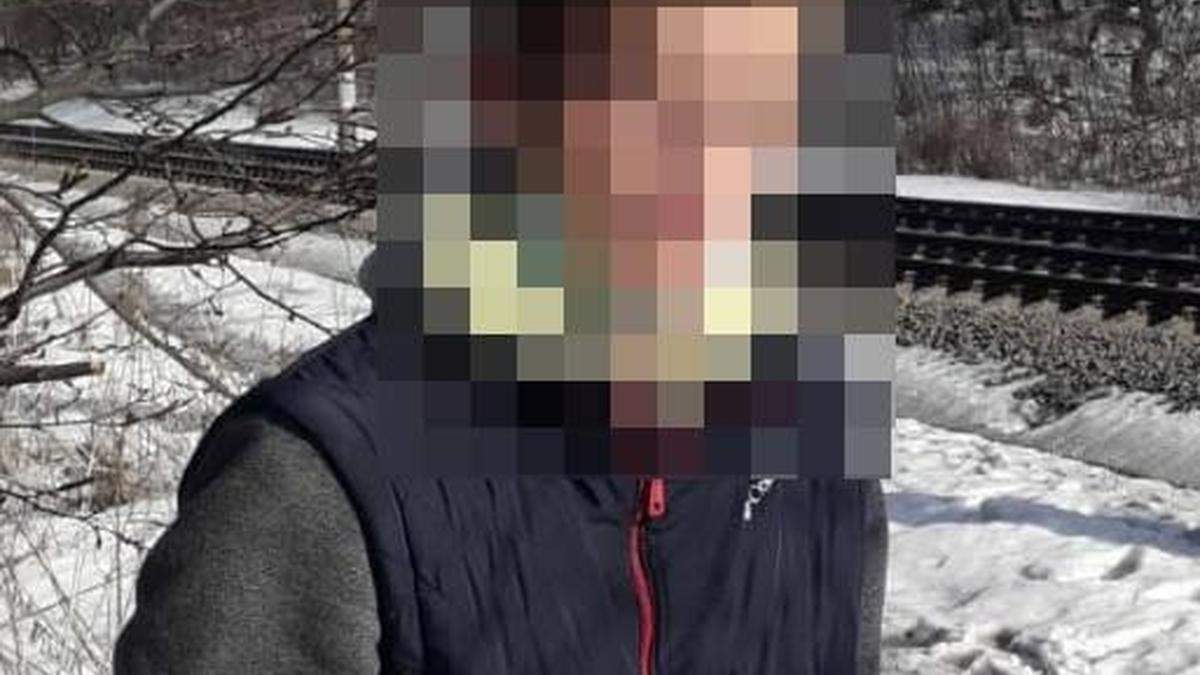 У Києві за закладання наркотиків спіймали 19-річного студента У Києві за закладання наркотиків спіймали 19-річного студента