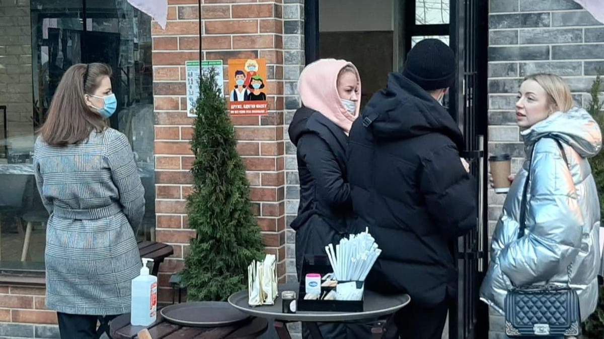 У Києві масово перевіряють офіси компаній на дотримання карантину У Києві масово перевіряють офіси компаній на дотримання карантину