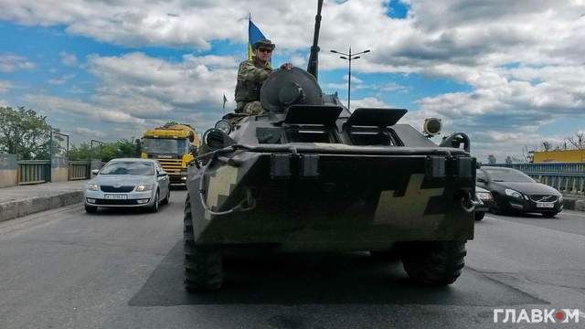 Воронеж колонна военных автомобилей